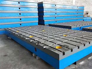 鑄鐵鉚焊平板-鉚焊平臺(tái)