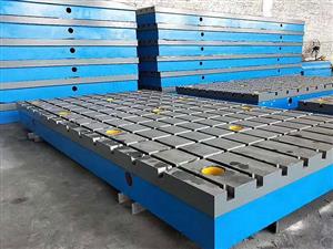 鑄鐵鉚焊平板-鉚焊平臺(tái)